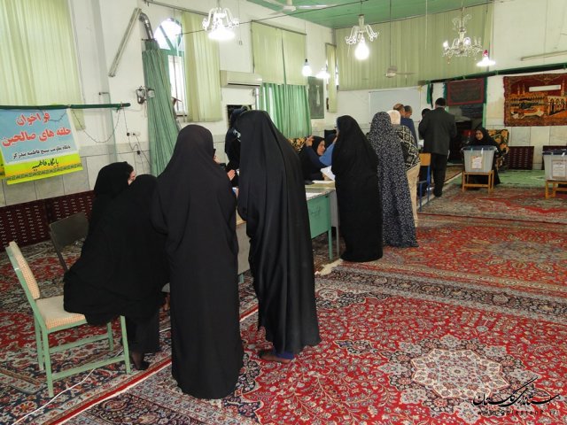 آغاز انتخابات با حضور پرشور اقشار مختلف مردم در شهرستان بندرگز