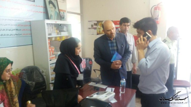 فرماندار و امام جمعه شهرستان ترکمن رای خود را به صندوق انداختند